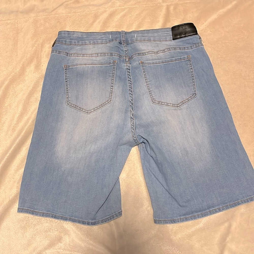 Bermuda Ripped Denim Stretch - Picture 4 of 4